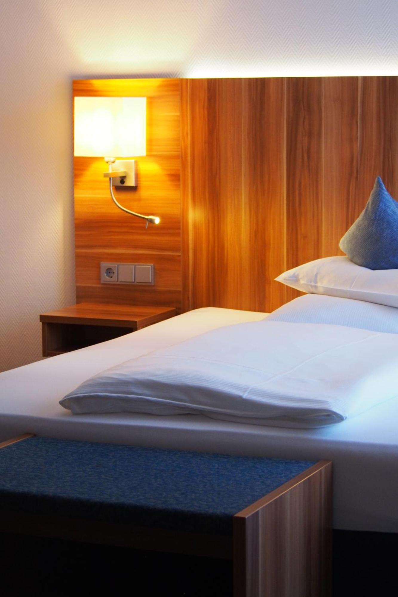 Best Western Blankenburg Hotel โคบวร์ก ภายนอก รูปภาพ