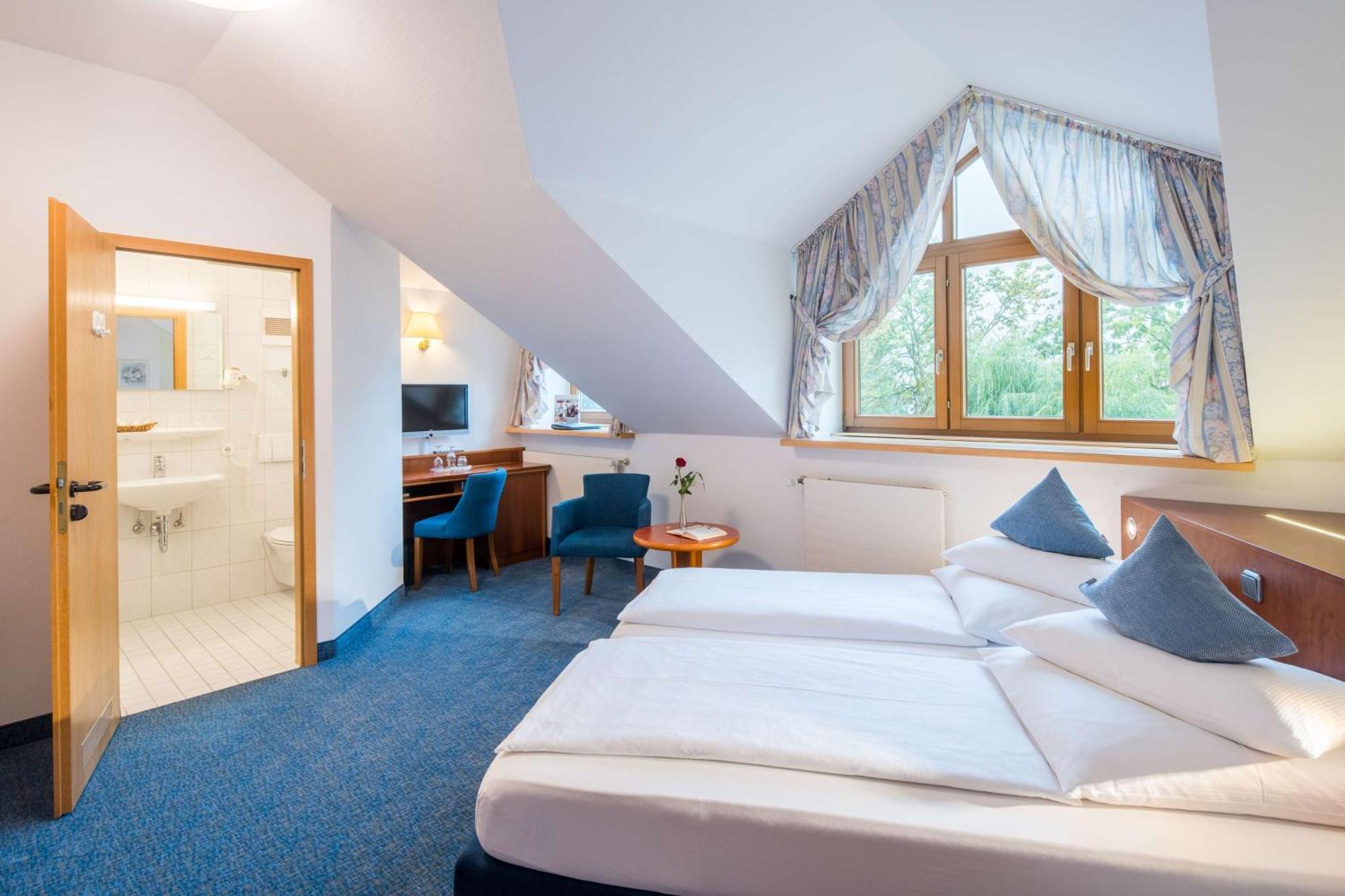 Best Western Blankenburg Hotel โคบวร์ก ภายนอก รูปภาพ