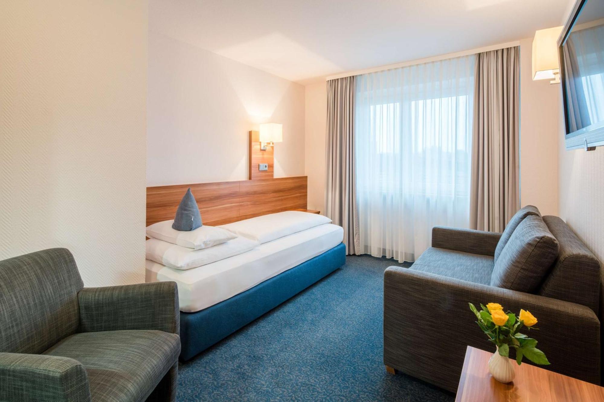 Best Western Blankenburg Hotel โคบวร์ก ภายนอก รูปภาพ