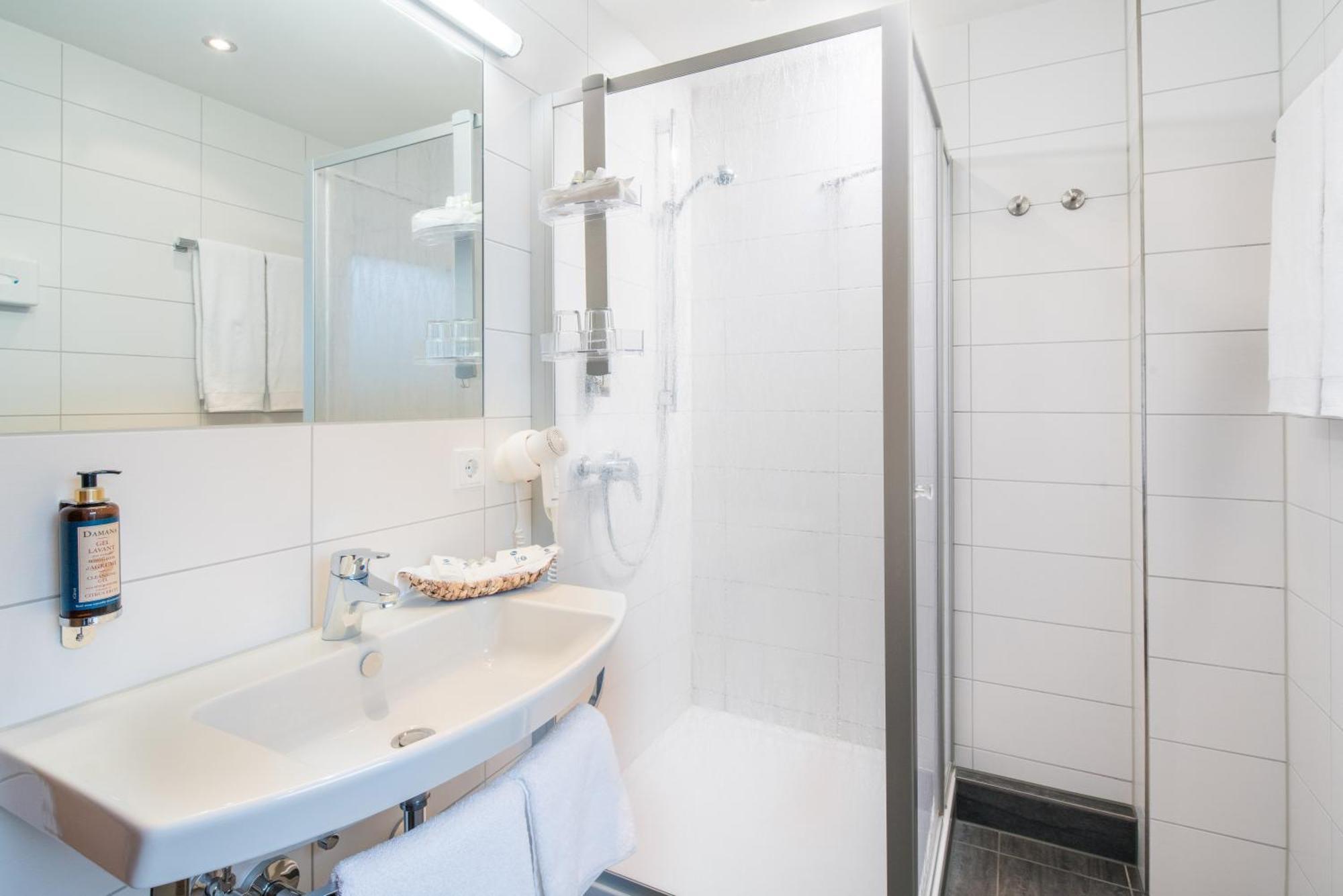 Best Western Blankenburg Hotel โคบวร์ก ภายนอก รูปภาพ