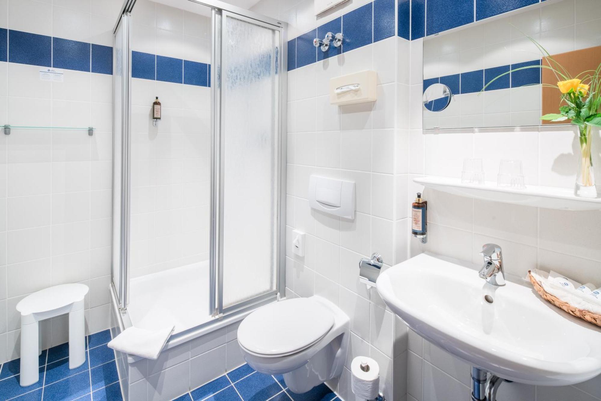 Best Western Blankenburg Hotel โคบวร์ก ภายนอก รูปภาพ